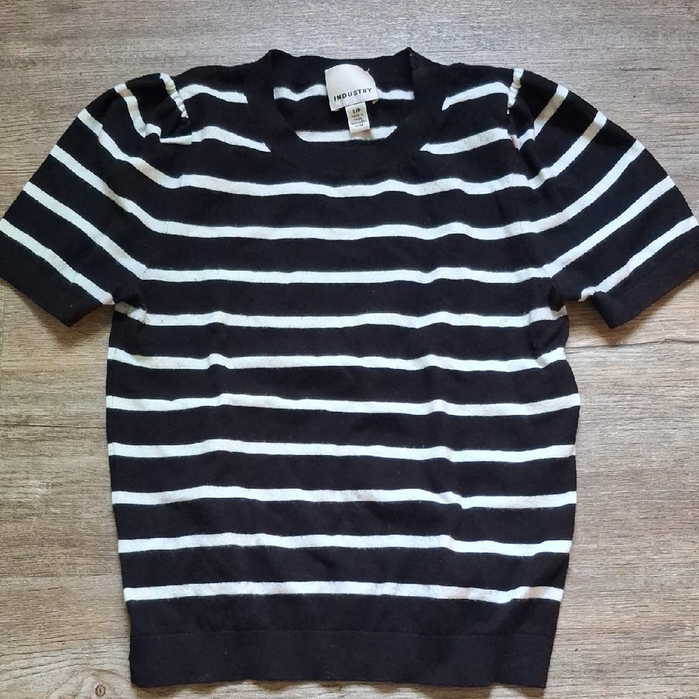 Black and White Striped Short Sleeve Tee
